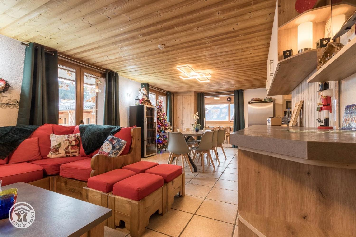 Salon et pièce de vie du chalet à Châtel